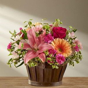 Morristown Florist | Lily Basket