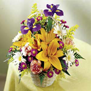 Morristown Florist | Iris Basket